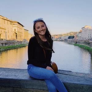 Meet your Posher, Carly